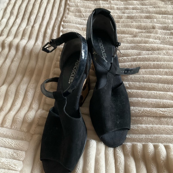 Heels - Picture 2 of 4